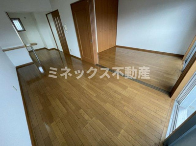 【居間・リビング】 | ユーミーきりしま | 同タイプのお部屋の写真。現況を優先します。