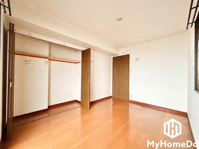 宝マンション小幡苗代の寝室|入居時には工事完了予定！お洗濯も干せる綺麗なバルコニーへ