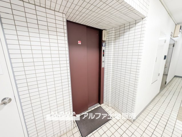 ベルコート東中神のその他|【Quiet Comfort】
◆静けさとともに◆
外の喧騒を忘れさせる落ち着きが、日々に余白を生む。ここでの時間が、自然と笑顔を増やしていく。