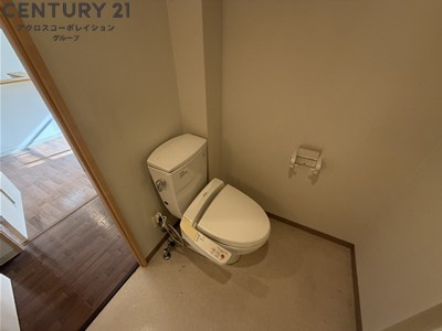 ゆったりとした空間のトイレです