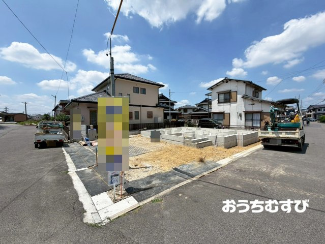 春日井市坂下町3丁目1212番(全1棟)の前面道路含む現地写真