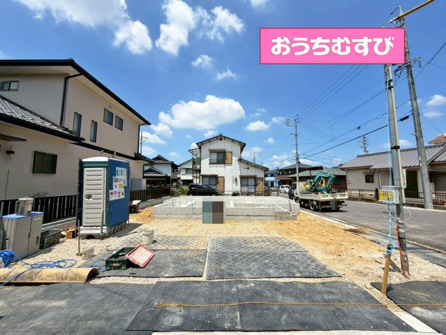 春日井市坂下町3丁目1212番(全1棟)の前面道路含む現地写真