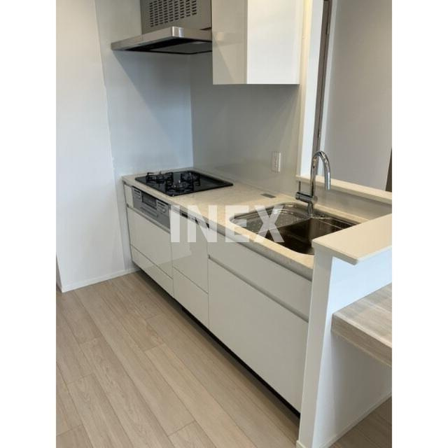 横浜市神奈川区鶴屋町１丁目の賃貸マンションのキッチン