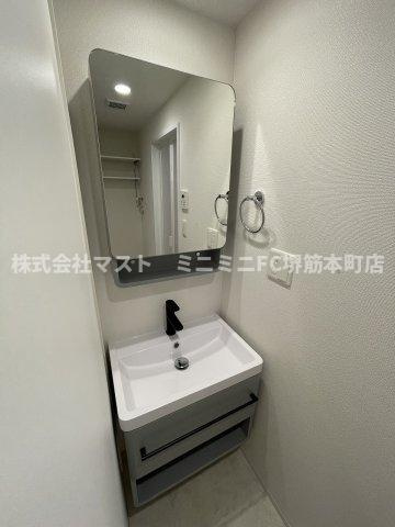 セレニテ本町東リアンの洗面所