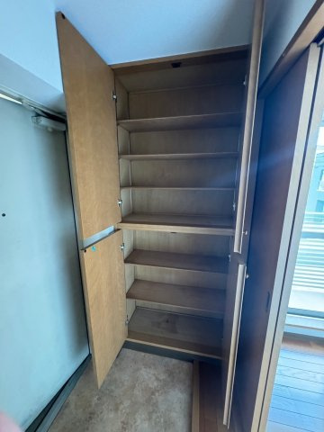 川崎市多摩区菅北浦２丁目の賃貸マンションの収納