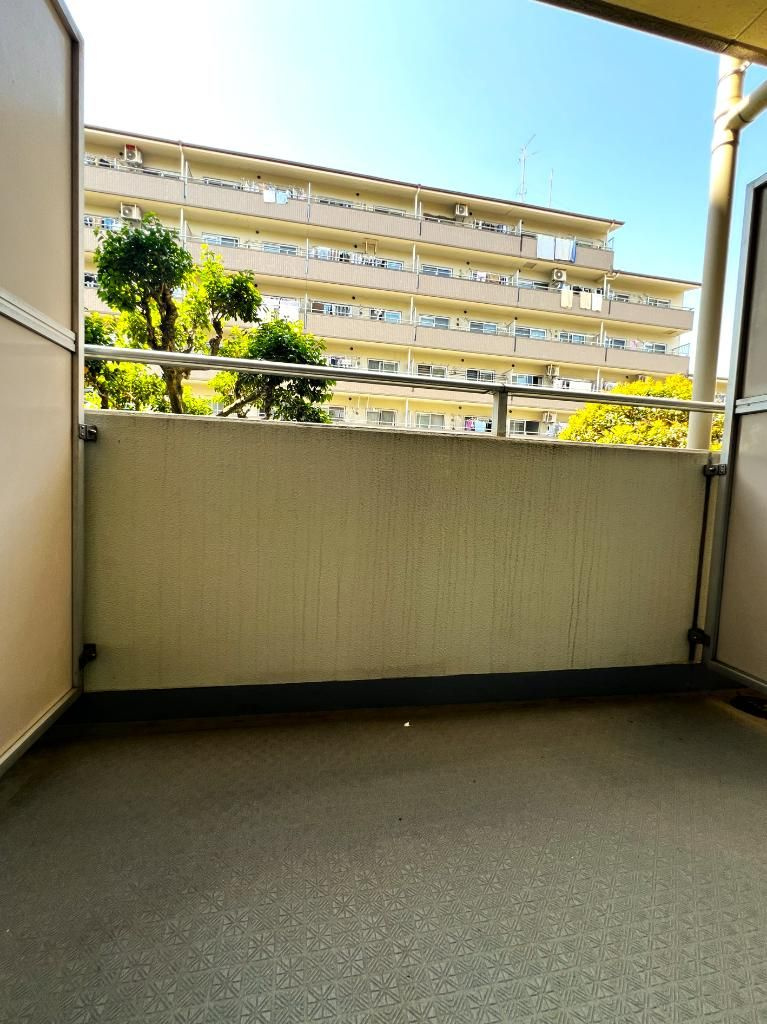 新狭山住宅Ｂ棟　中古マンション　2階のバルコニー