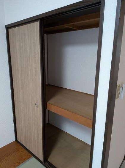 フラワーハイツの収納