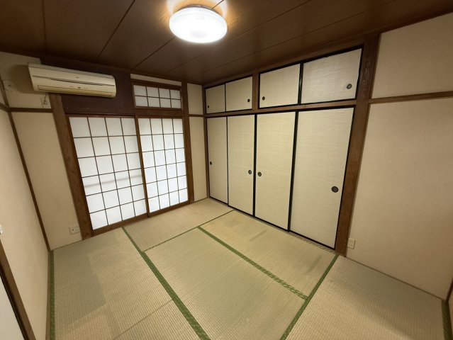 コーポエノキの和室