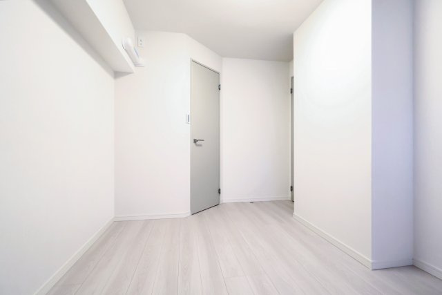 ライオンズマンション大森の洋室|ライオンズマンション大森：約５．９帖の洋室にはウォークインクローゼットが付いております！
