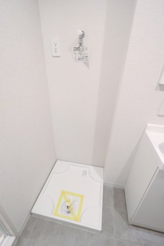 ライオンズマンション大森の洗面所|ライオンズマンション大森：洗面室には室内洗濯機置き場があります！