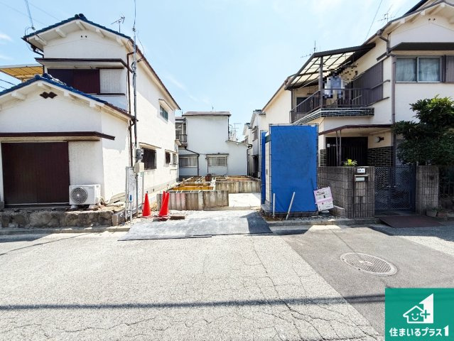 羽曳野市西浦　第3期　新築一戸建ての外観|現在建築中！落ち着いた街並みで新生活を始めることが出来そう！周辺の物件も併せてご紹介させて頂きます！