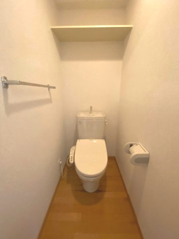 上益城郡益城町大字古閑の賃貸マンションのトイレ