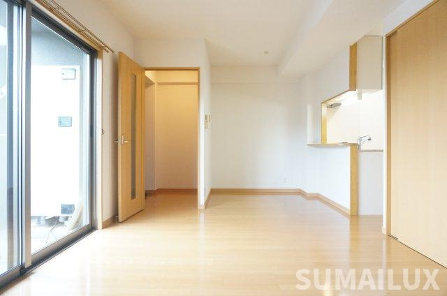 上益城郡益城町大字古閑の賃貸マンションの居間・リビング