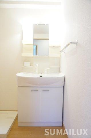 上益城郡益城町大字古閑の賃貸マンションの独立洗面台