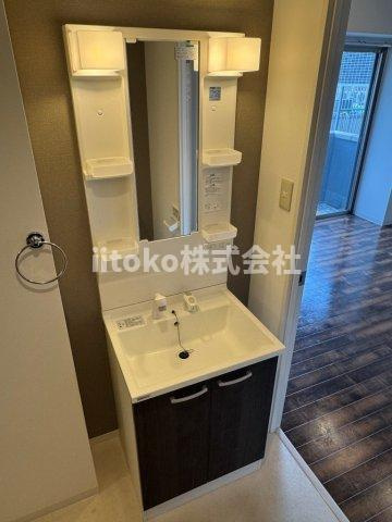 レピュア南千住レジデンスの洗面所