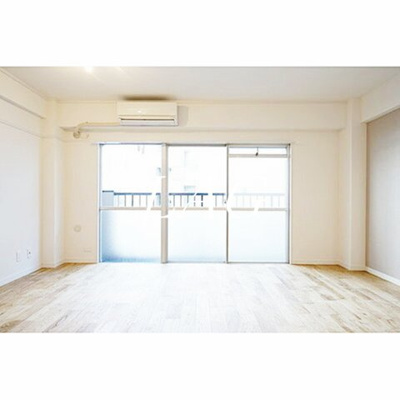 【寝室】 | ベルクレール新宿 | 寝室です。