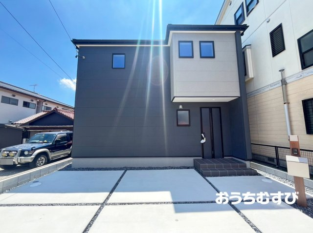 北区西味鋺(全1棟)の駐車場