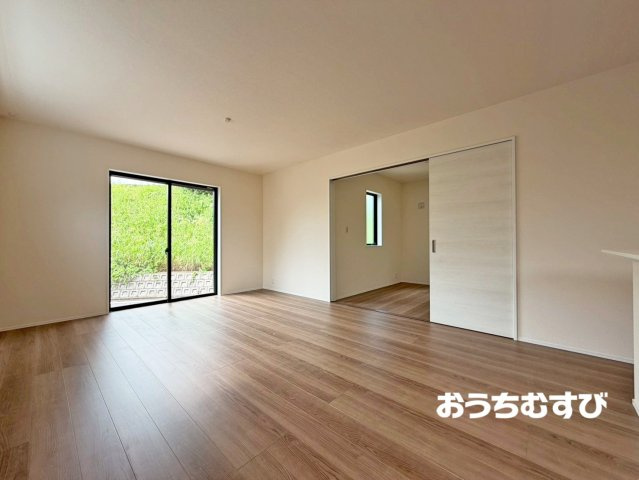 北区西味鋺(全1棟)の居間・リビング