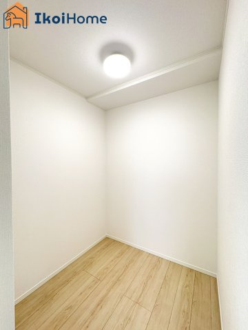 神戸市西区池上第4　新築戸建 全4棟 3号棟の収納|【ホームページに現地動画掲載中】●年中無休：当日予約可●約2帖の便利なウォークインクローゼット完備！