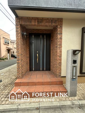 藤井寺市小山８丁目の玄関