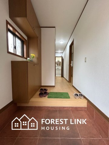 藤井寺市小山８丁目の玄関