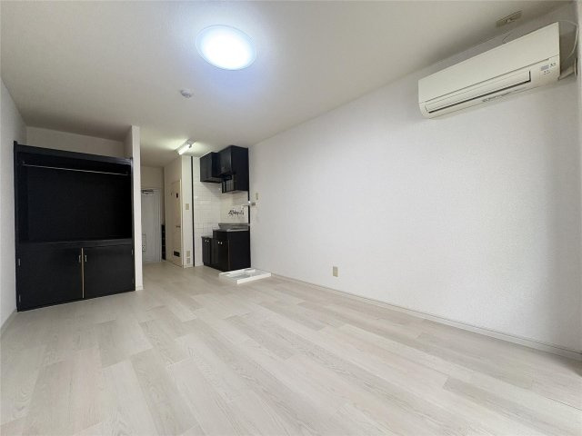 熊本市中央区新屋敷３丁目の賃貸マンションの居間・リビング