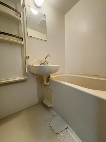 熊本市中央区新屋敷３丁目の賃貸マンションの浴室