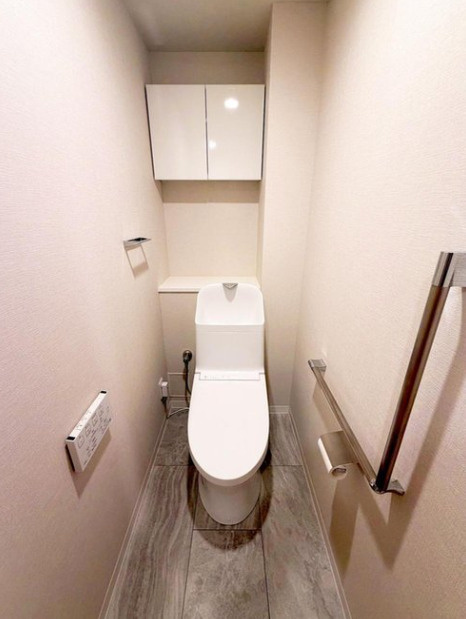 シーフォレスト神戸ルネ六甲アイランドCITYのトイレ|TOTOのウォシュレット付きトイレです。