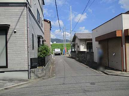 西区福島町２丁目の前面道路含む現地写真