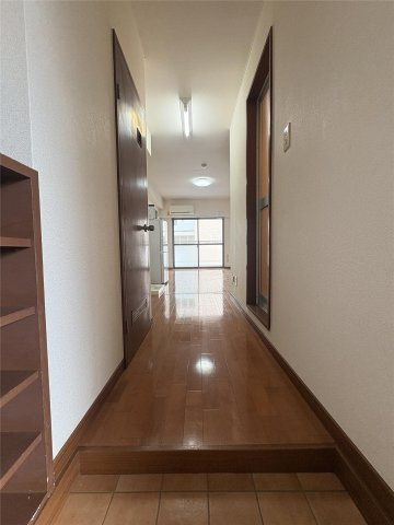 熊本市中央区新屋敷３丁目の賃貸マンションの玄関