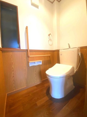 【トイレ】 | 豊郷町沢貸家 | 落ち着いたトイレです