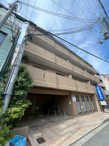 クレマンス甲東園の外観