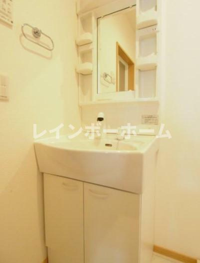 アビテヴェール志木B棟の独立洗面台