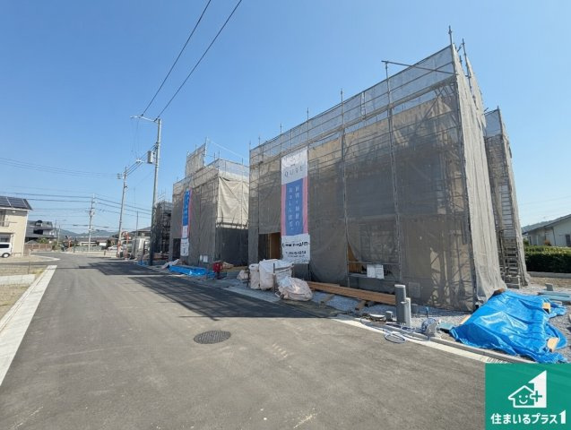 和歌山市新庄　第4期　新築一戸建ての外観|周辺は落ち着いた街並みの住宅地！子育てがしやすい住環境です！まだ未完成ですが、現地でしかわからない事もございます。是非一度ご覧ください。