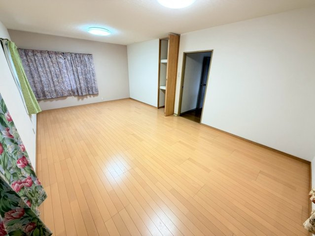 ☆選べる家具プレゼント☆松山市堀江町 4SLDK　リフォーム想定物件の洋室
