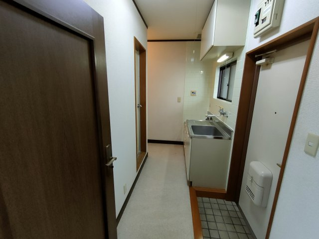 コーポ清水の玄関
