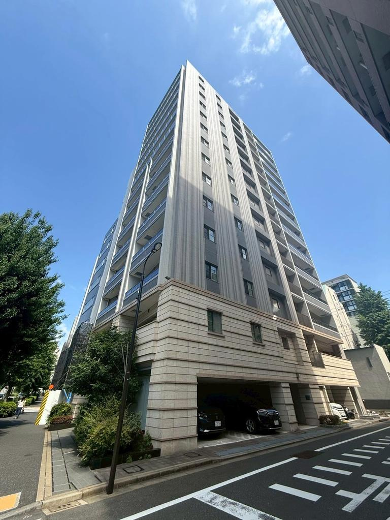 ライオンズ東銀座レジデンスの外観