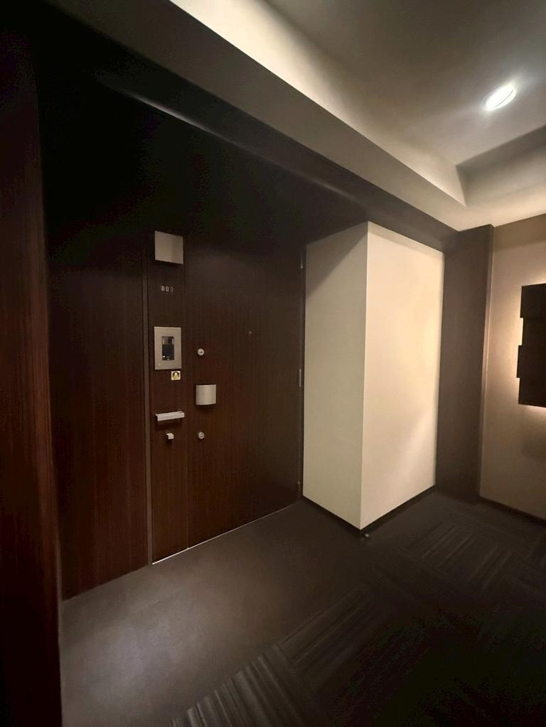 ライオンズ東銀座レジデンスのエントランス