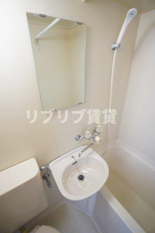 ロザール東千葉の洗面所