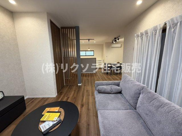長尾元町7丁目　中古一戸建てのダイニング|LDK20.0帖
■物件内覧・資金計画相談・住宅ローン相談、リフォーム相談、お問合せ受付中■
※当日・翌日のご内覧、ご相談はお電話でのお問合せがスムーズです！