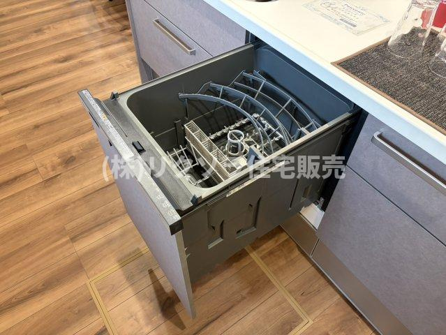 長尾元町7丁目　中古一戸建てのキッチン|食器洗い乾燥機
■物件内覧・資金計画相談・住宅ローン相談、リフォーム相談、お問合せ受付中■
※当日・翌日のご内覧、ご相談はお電話でのお問合せがスムーズです！