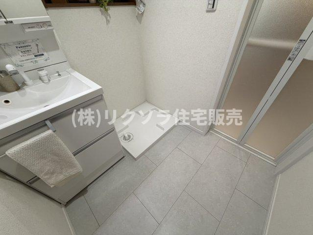長尾元町7丁目　中古一戸建ての脱衣所|■物件内覧・資金計画相談・住宅ローン相談、リフォーム相談、お問合せ受付中■
※当日・翌日のご内覧、ご相談はお電話でのお問合せがスムーズです！