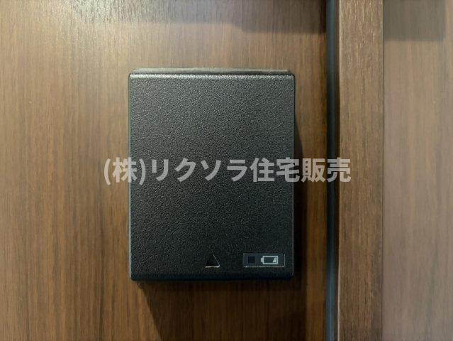 長尾元町7丁目　中古一戸建ての防犯設備|リモコンキー
■物件内覧・資金計画相談・住宅ローン相談、リフォーム相談、お問合せ受付中■
※当日・翌日のご内覧、ご相談はお電話でのお問合せがスムーズです！