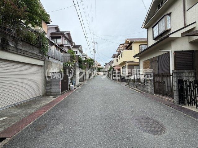 長尾元町7丁目　中古一戸建ての前面道路含む現地写真|■物件内覧・資金計画相談・住宅ローン相談、リフォーム相談、お問合せ受付中■
※当日・翌日のご内覧、ご相談はお電話でのお問合せがスムーズです！