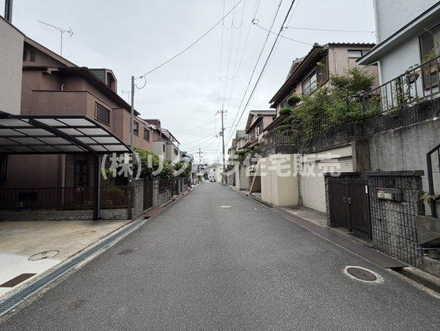 長尾元町7丁目　中古一戸建ての前面道路含む現地写真|■物件内覧・資金計画相談・住宅ローン相談、リフォーム相談、お問合せ受付中■
※当日・翌日のご内覧、ご相談はお電話でのお問合せがスムーズです！