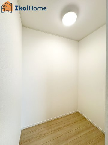 神戸市西区池上第4　新築戸建 全4棟 4号棟の収納|【ホームページに現地動画掲載中】●年中無休：当日予約可●約2帖のスペースは収納やテレワークルームに！