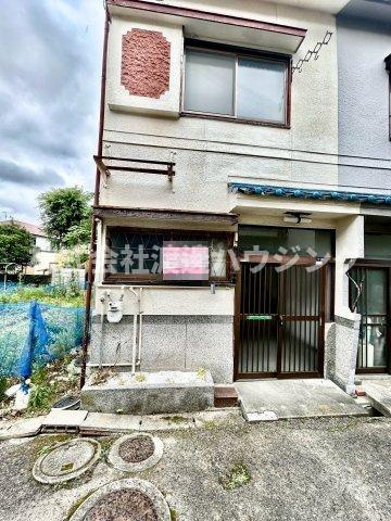 箕面市西小路4丁目テラスハウスのエントランス