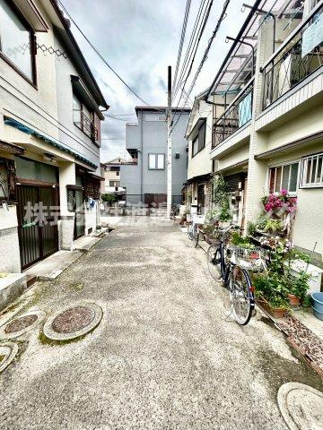 箕面市西小路4丁目テラスハウスの周辺
