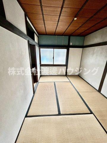 箕面市西小路4丁目テラスハウスの寝室