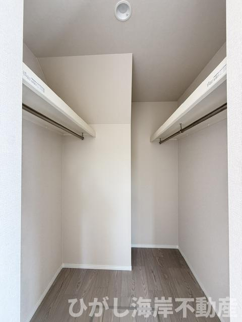 茅ケ崎市高田1丁目　新築戸建の収納|ウォークインクローゼット